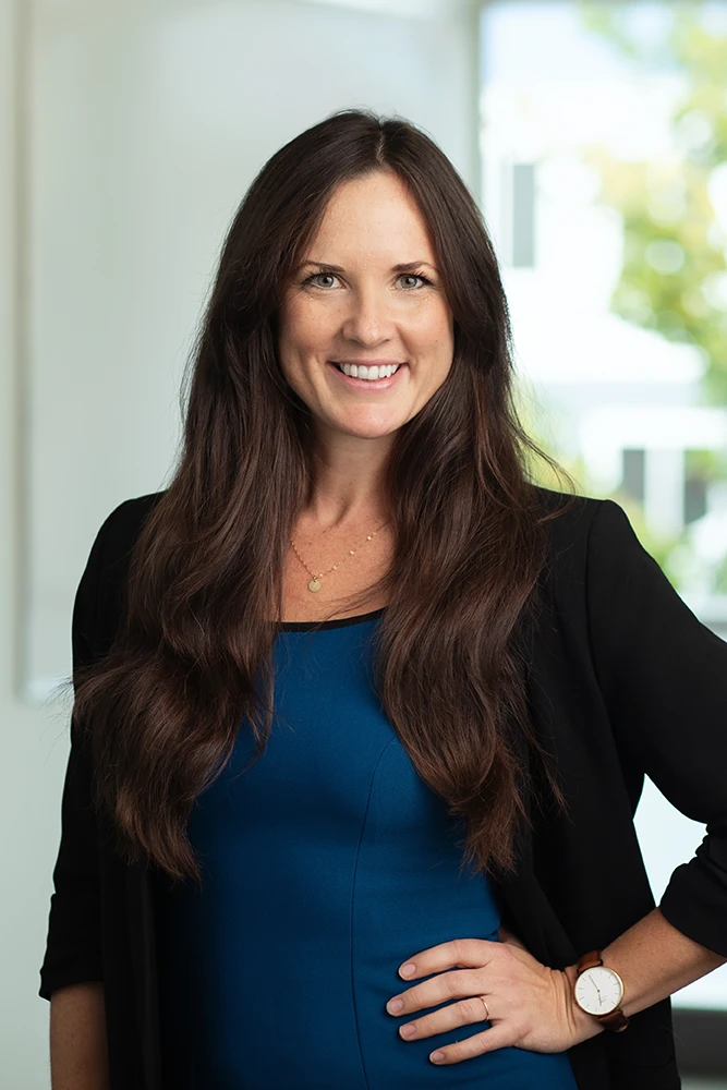 PORTRAIT_investment_portfolio_management_real_estate_REIT_Alitis_private_stocks_bonds_fixed_income_investor_independent_firm_Advisor_financial__Comox_Valley_Vancouver_Island_Victoria_Nanaimo_235