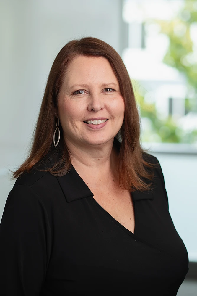 PORTRAIT_investment_portfolio_management_real_estate_REIT_Alitis_private_stocks_bonds_fixed_income_investor_independent_firm_Advisor_financial__Comox_Valley_Vancouver_Island_Victoria_Nanaimo_241