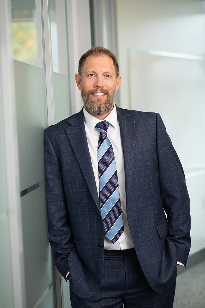PORTRAIT_investment_portfolio_management_real_estate_REIT_Alitis_private_stocks_bonds_fixed_income_investor_independent_firm_Advisor_financial__Comox_Valley_Vancouver_Island_Victoria_Nanaimo_244